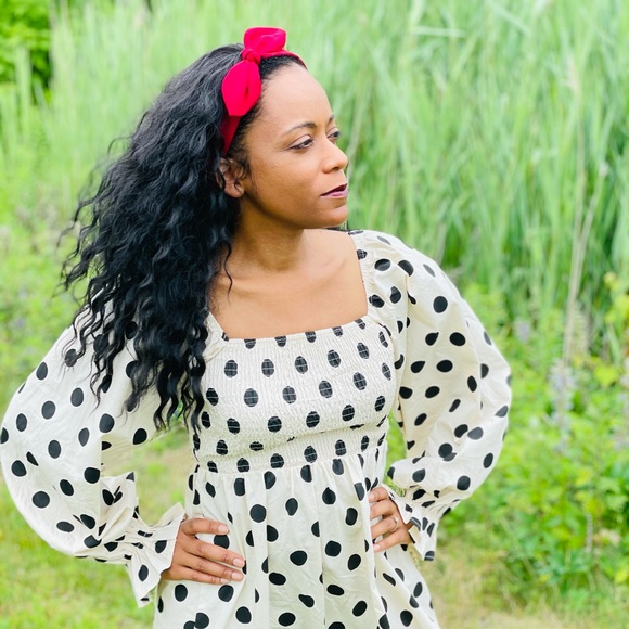 Meet your Posher, Christina - Picture 2 of 2